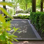 In Brabant With Cozy Covered Terrace Шале Оирсхот
