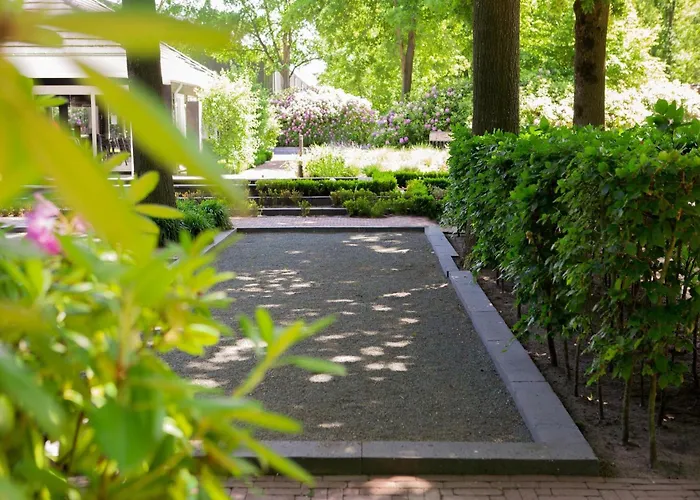 In Brabant With Cozy Covered Terrace Chalet Oirschot